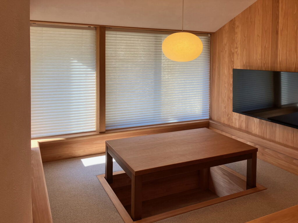 カーペット工事　敷き詰め